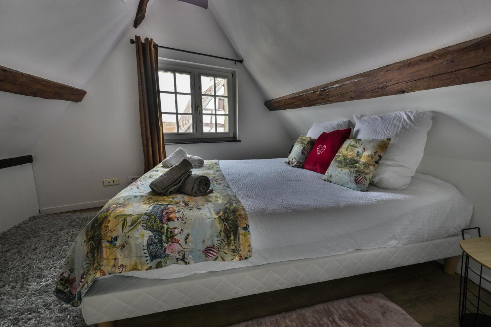I-Love-Colmar - Le 8 De Coeur - Garage Gratuit Bagian luar foto